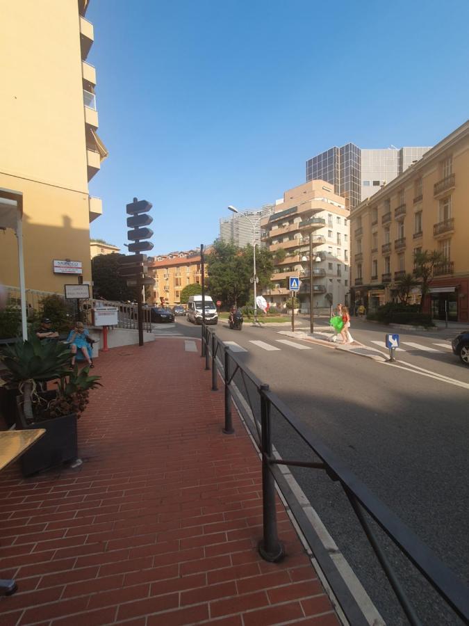 Super Monaco Apartment Exterior photo